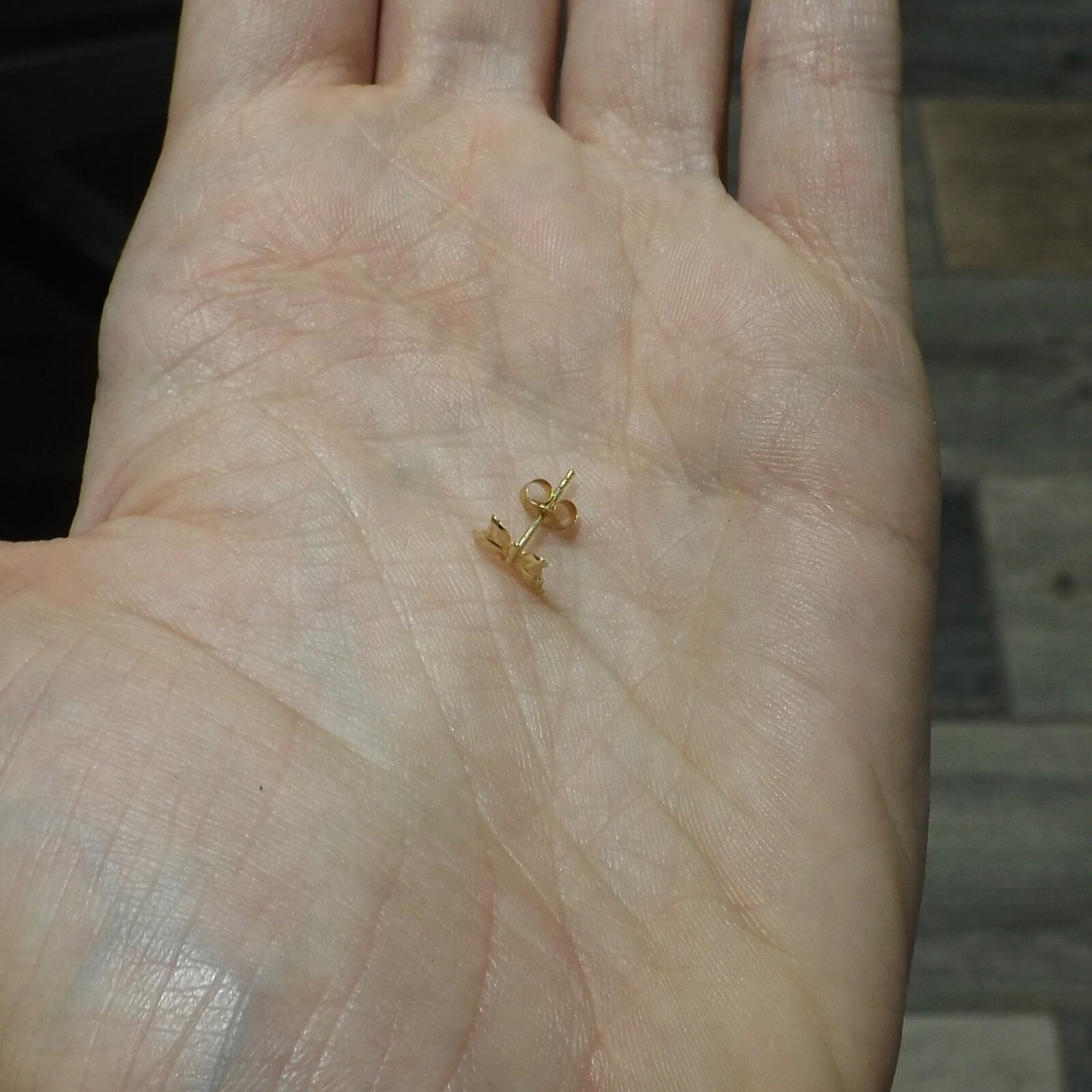 Solid 14k Gold Tiny Butterfly Single Stud Earring… - image 5