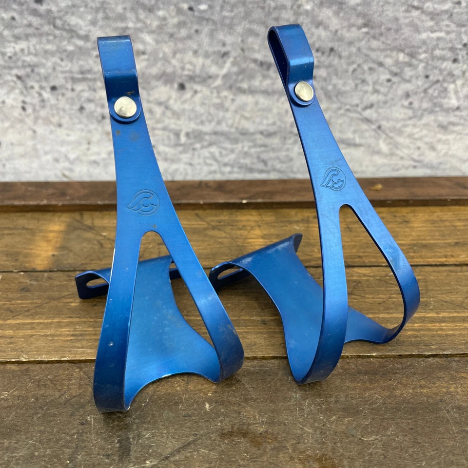 Vintage Cinelli Pedal Toe Clip Set Blue 2 Bolt   NOS Eroica Road Race 80s Alloy - Image 2 of 4