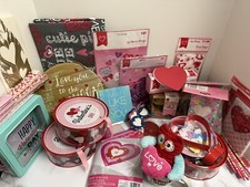 Huge Lot New Valentine s Day Decorations Crafts Gifts Hearts Tablecloth Bags