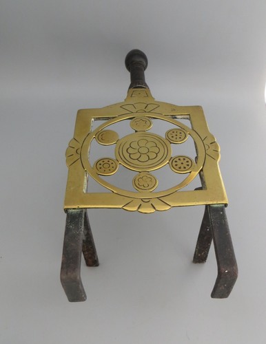 Victorian Brass & Iron Fireplace Trivet, William Tonks & Sons - Picture 3 of 16