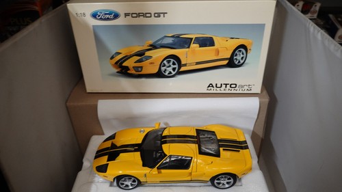 FORD GT 2004 Jaune – Autoart 1/32 – Voiture Slot – Collection