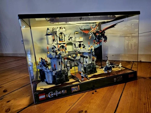 LEGO 7094 Royal Castle Shop Display Display Case Castle Store Knights Vintage EOL