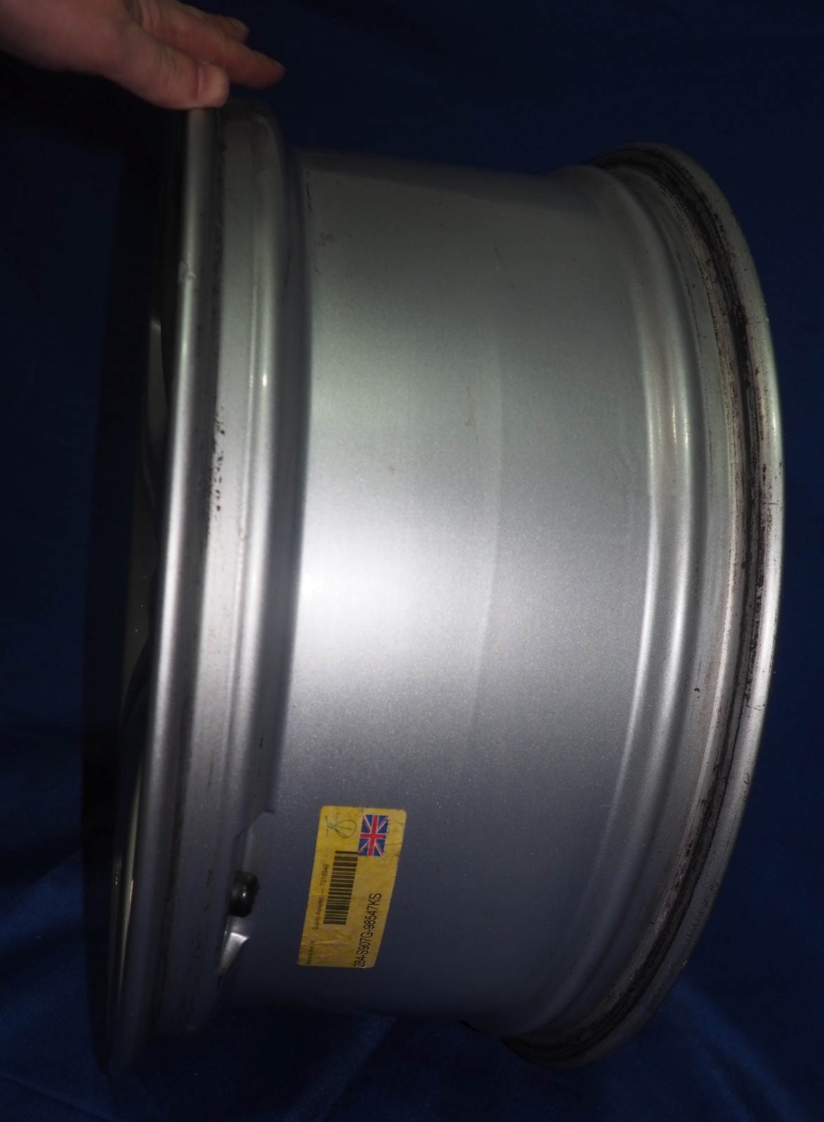 2011-2014 McLaren MP4-12C Front 20" x 8.5" Front Wheel Rim OEM *Small Nick*