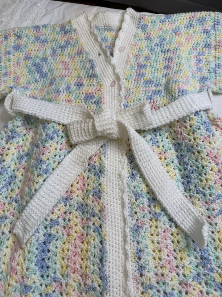 "Bata de baño infantil de ganchillo hecha a mano rosa niña mediana 29"" largo 29"" pecho" Foto 3 de 4