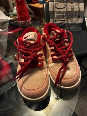 Nike SB Dunk Low Strangelove Pink Red White Low Top Men's Sneakers