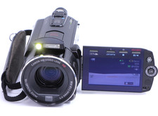 Canon Vixia HF S10 Full HD 1080p AVCHD CMOS Digital Camcorder 10x 32GB HFS10 223