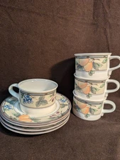 Mikasa GARDEN HARVEST - 4 Cups and Saucers - Excellent Condition 