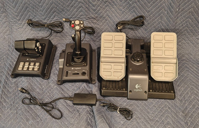 Logitech G940 Flight Simulator Set Joystick HOTAS Rudder Pedals Complete NICE!