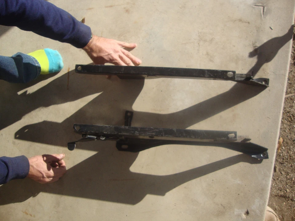 1948 1949 1950 1951 1952 Ford F1 F2 F3 Truck Seat SLIDES  SEAT  Tracks Legs Foto 4 de 4