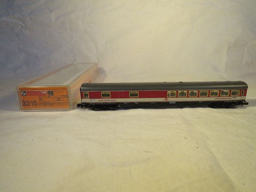 ESF-33709	Arnold 3215 Spur N Speisewagen DB 818088-80131-2, 1. Kl., mit Licht | Zustand: Gebraucht