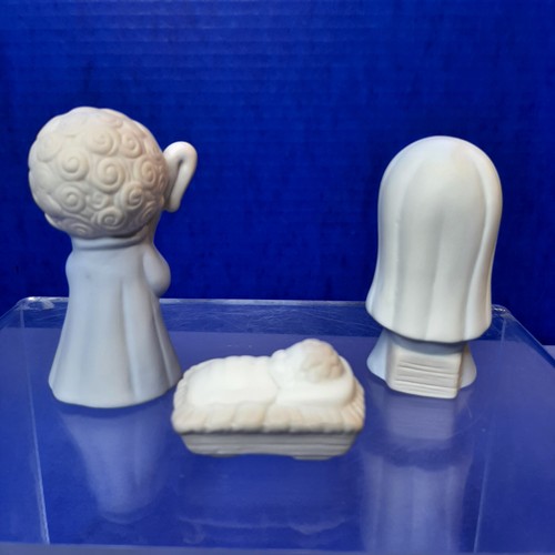 Colonial Candle Nativity 3 pc Mary Joseph Baby Jesus Ceramic Blue White Vintage - Picture 4 of 8