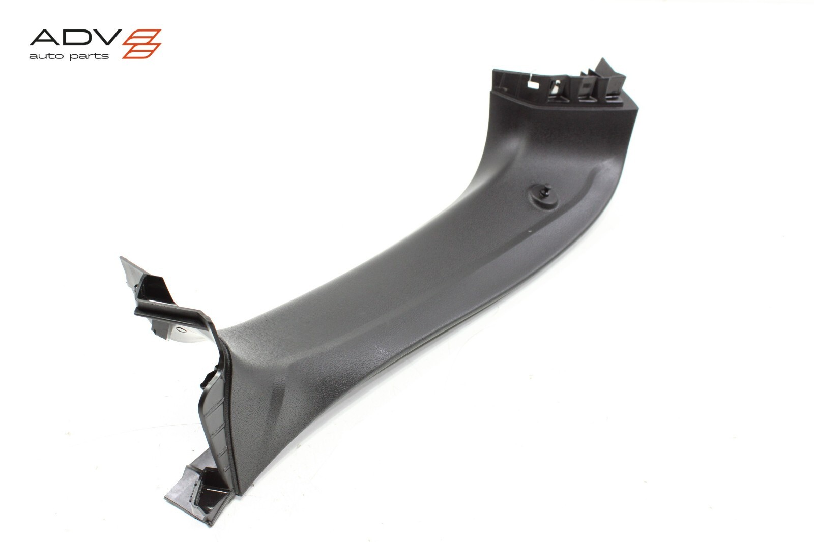 2017 - 2020 MASERATI LEVANTE LIFTGATE BACK DOOR LEFT SIDE TRIM COVER PANEL OEM