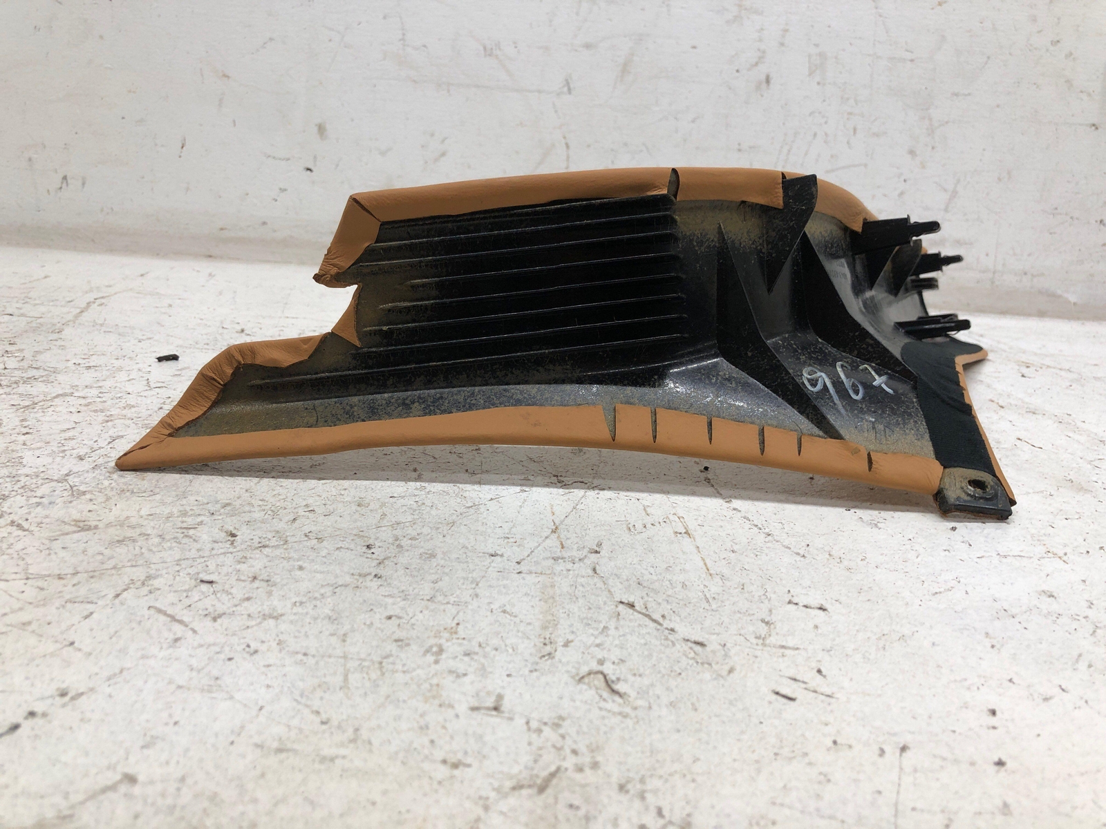 ASTON MARTIN RAPIDE LEFT DRIVER REAR LOWER C PILLAR SCUFF PLATE INSERT ASSEMBLY