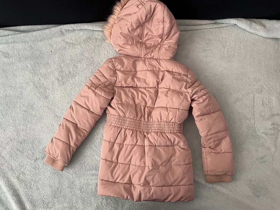 Nutmeg Girls Coral Hooded Padded Coat Age 56 years Good Condition eBay