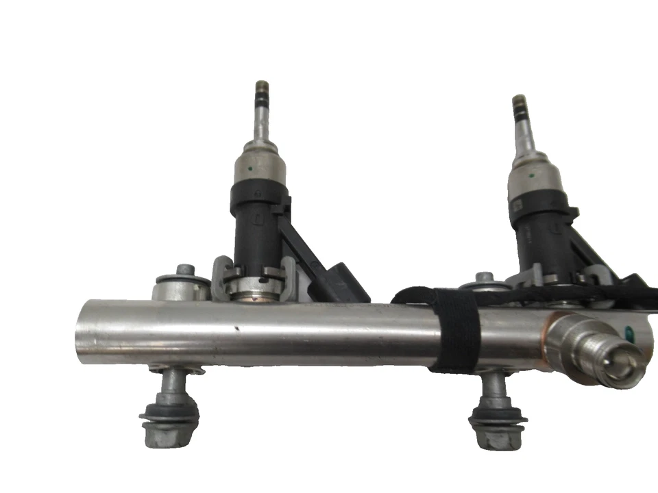 Multiport Fuel Rail with Injector Harness 5.3L, 6.2L 2021 Cadillac Chevrolet GMC - Image 4 of 4
