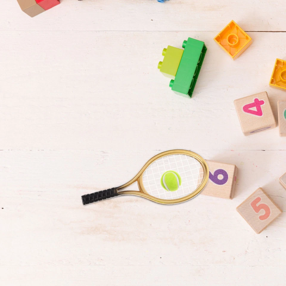 Adorno decorativo de mini tenis Foto Prop 1:12 Juguetes de casa de muñecas Bebé Niño pequeño Foto 4 de 4