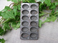 ANCIEN MOULE À CHOCOLAT OEUFS -LÉTANG FILS RUE VIEILLE DU TEMPLE PARIS EN MÉTAL