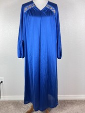 Vintage JC PENNEY "Loungewear" Nightgown OS Peacock Glue Embroidered Neckline
