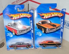 9-25 Lot of 2 HOT WHEELS 2010 67 Pontiac GTO FTE #134