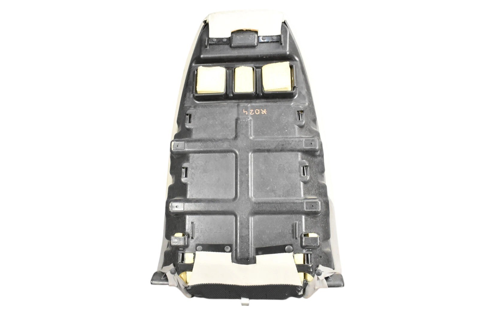 03-10 Bentley Continental Rear Right Upper Seat Cushion Beige 3W3885511 OEM