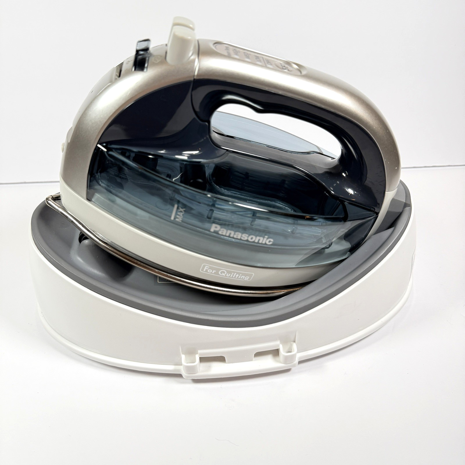 Portable 360-degree Steam Iron No Cover