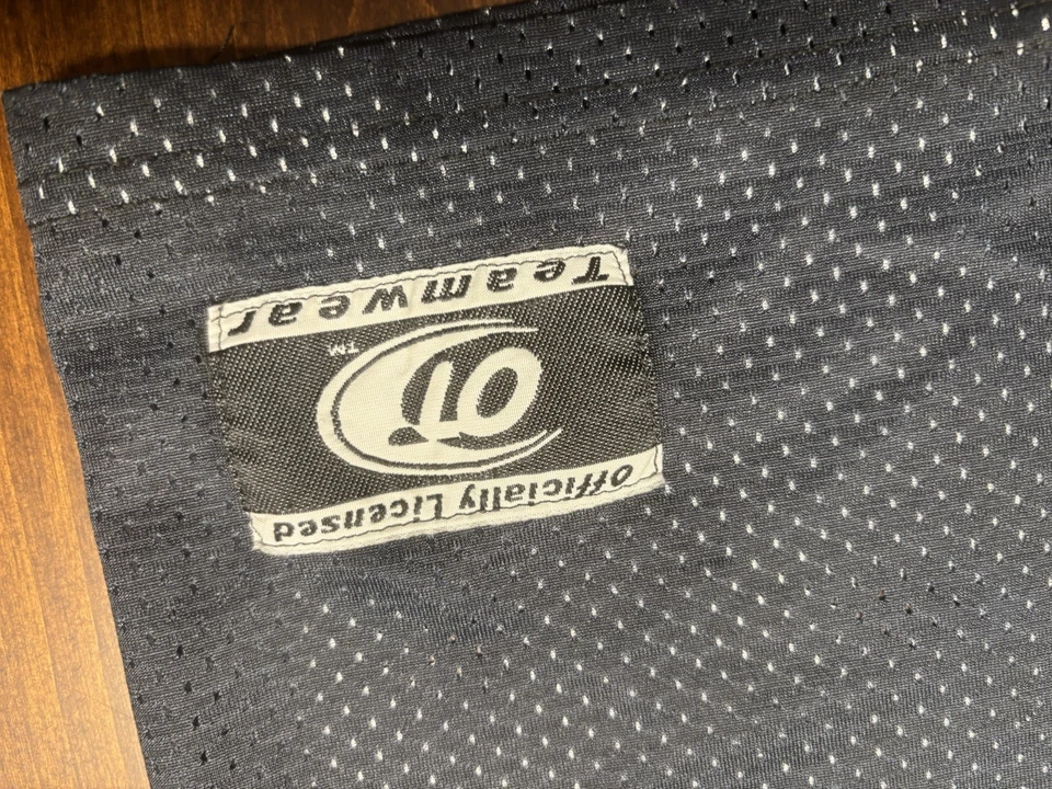 Camiseta de fútbol Iowa Hawkeyes, #94, juvenil mediana Foto 3 de 3