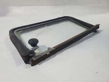1968 1979 Volkswagen Transporter Oem Rear Right Vent Glass