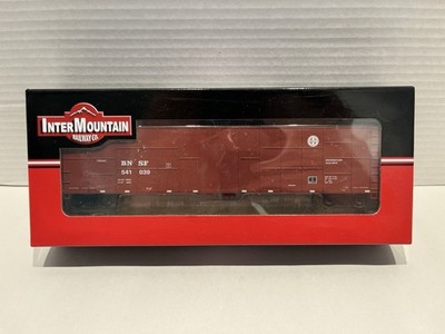 HO Intermountain FMc Exterior Post Woodchip Gondola BNSF Cir Cross Logo 541039
