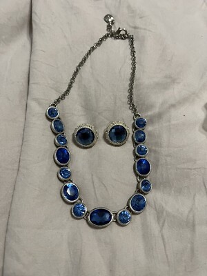 earring and necklace set