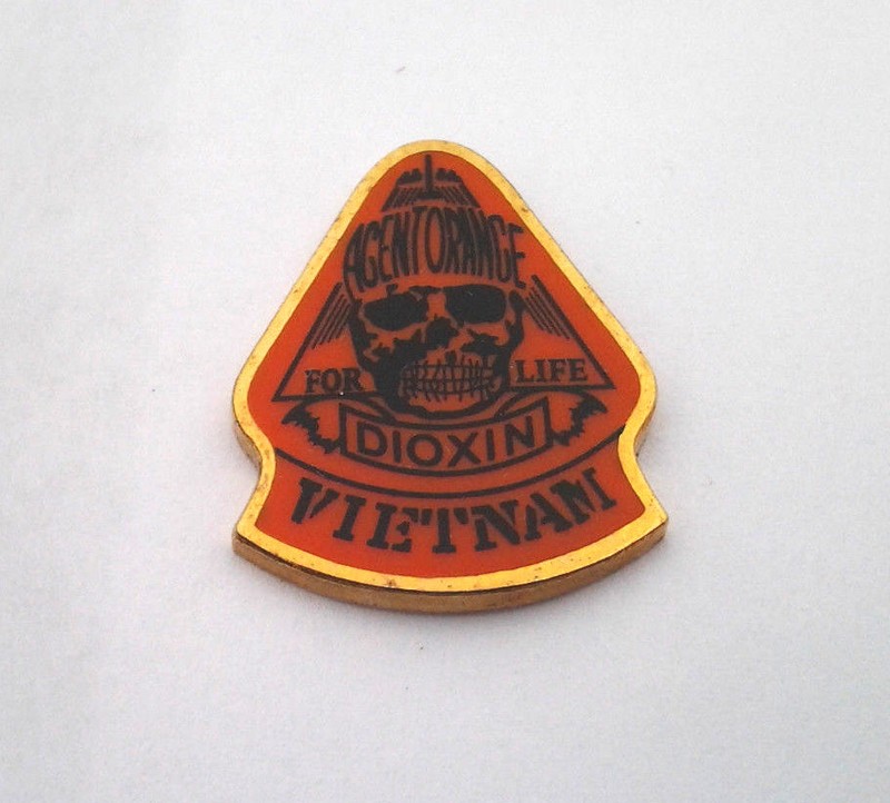 AGENT ORANGE FOR LIFE DIOXIN (1") VIETNAM Military Hat Pin 14277 HO