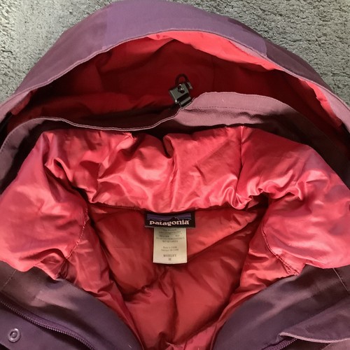 Patagonia Women's Tres 3-in-1 Parka - Coat - Medium - Burgundy - Waterproof. - Picture 2 of 21