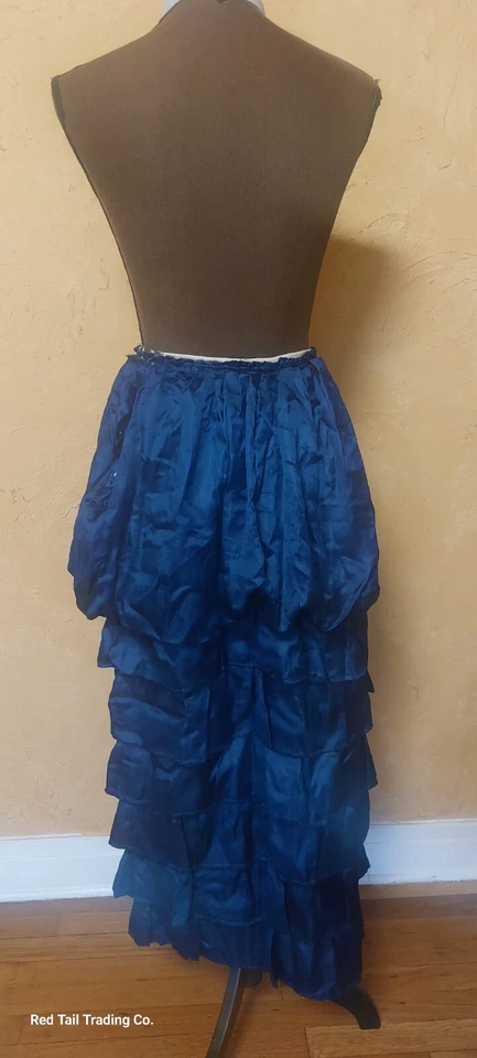 Increíble falda azul con burbujas de seda y capas pequeña Foto 4 de 4