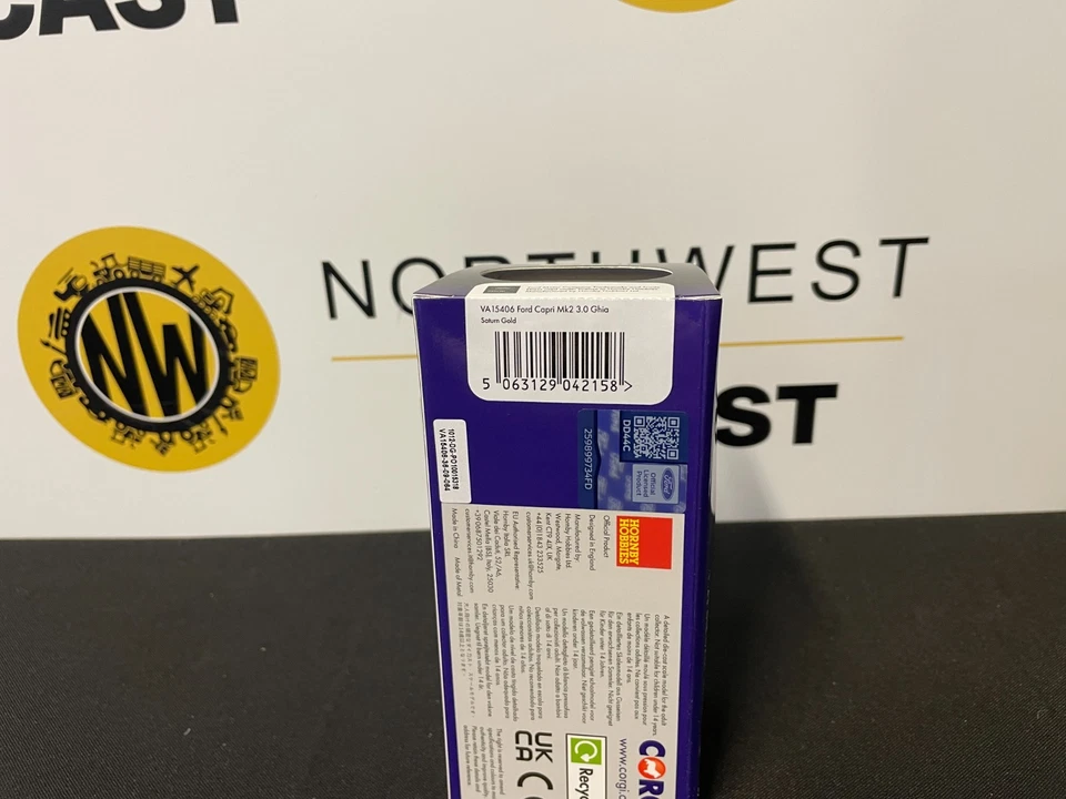 CORGI VANGUARDS 1:43 SCALE VA15406 FORD CAPRI MK2 3.0 GHIA - SATURN GOLD - Image 3 of 3