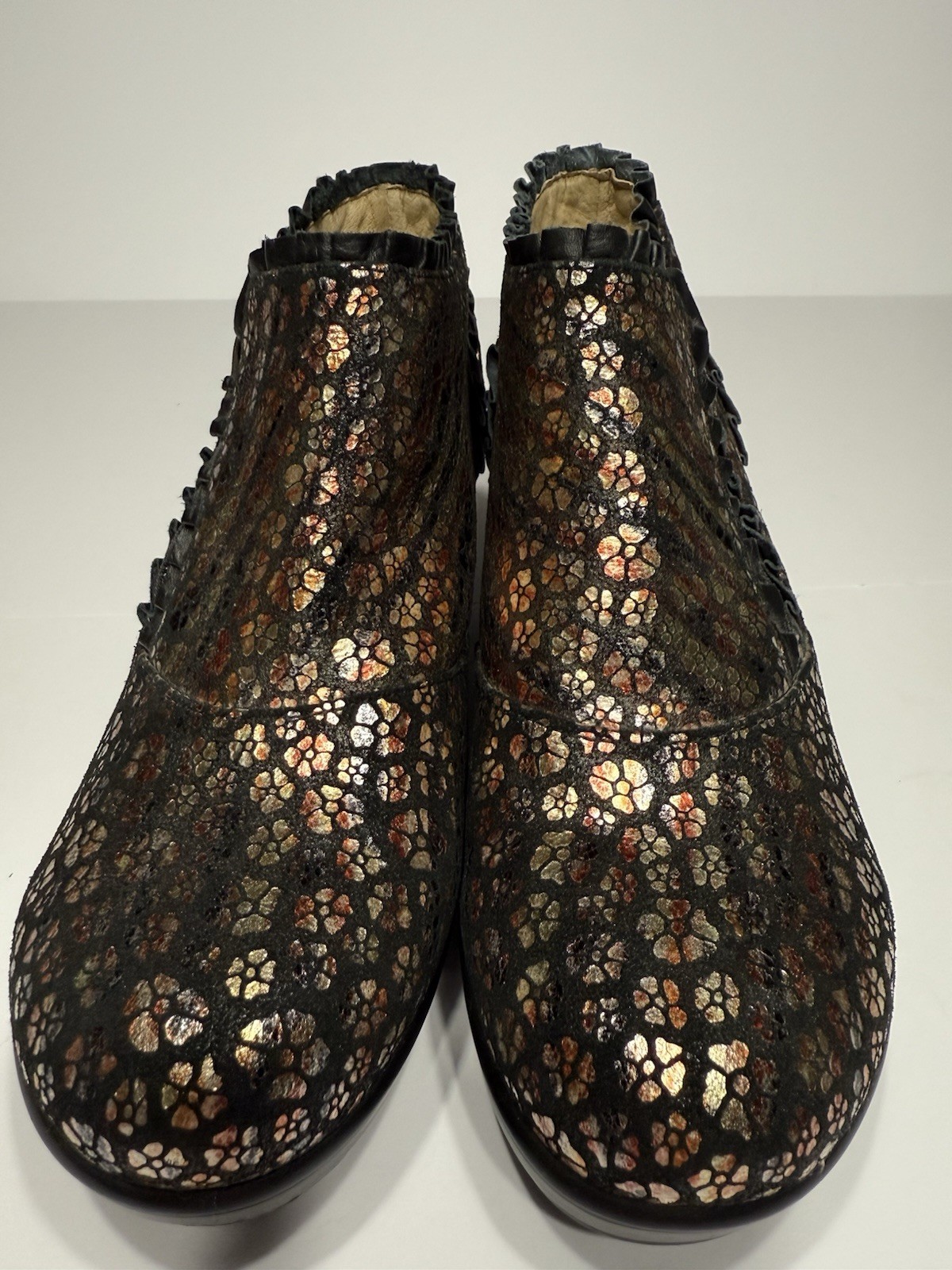 Alegria Hannah Women's Black Metallic Floral Print Leather Booties Size EU 38