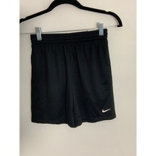 Nike Standard Fit Black Mesh Shorts size medium NWT