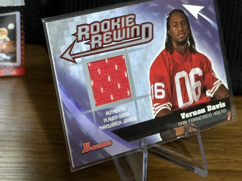 2006 Bowman - Rookie Rewind Jersey Vernon Davis #BRR-VD (MEM, RC) - Image 2 of 4