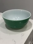 Pyrex Vintage Mixing Nesting Bowl #403 Vibrant Green 2.5 Quart USA Made