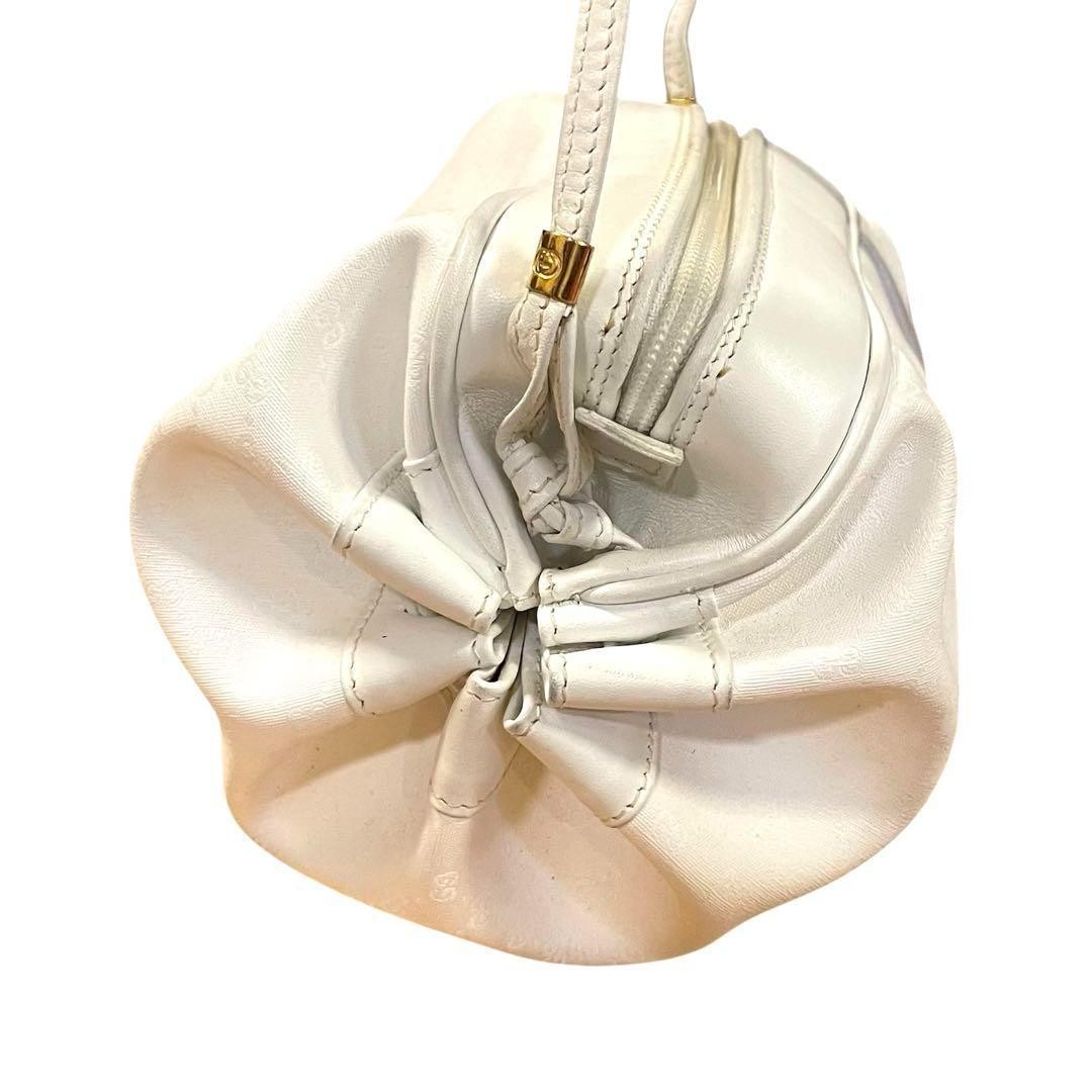 Gucci GG Candy White Leather Crossbody Bag 6.7x5.5x5.5 Italy Pre-Owned