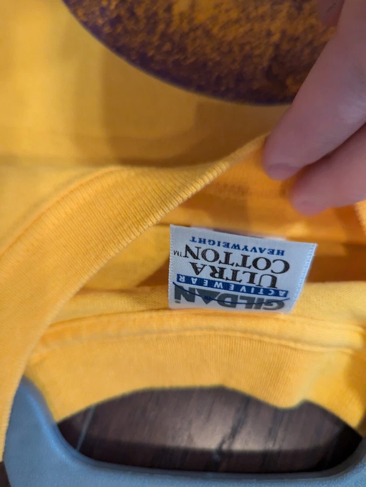 Camiseta gráfica 2006 NBA Kobe Bryant 81 Point Game LA Lakers tamanho M nunca usada - Imagem 4 de 4