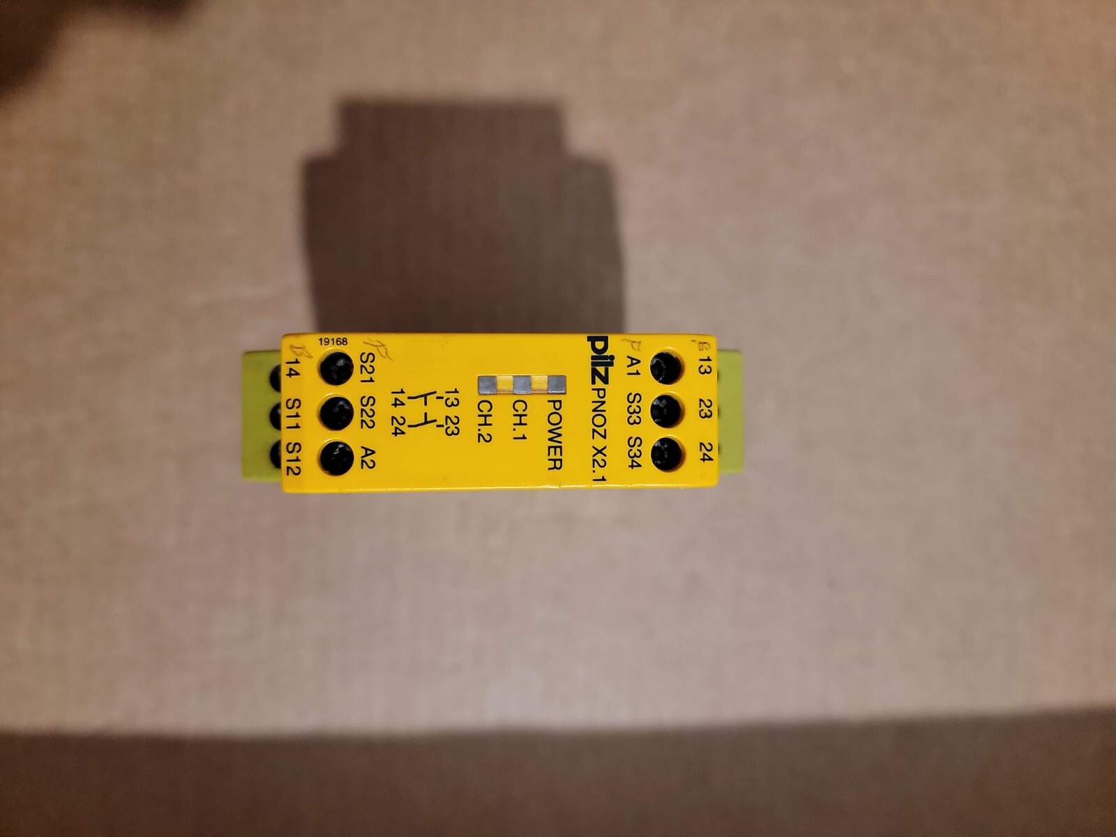 Pilz 774306 PNOZ X2.1 24 V Dual Channel Safety Relay - Used - Item 58