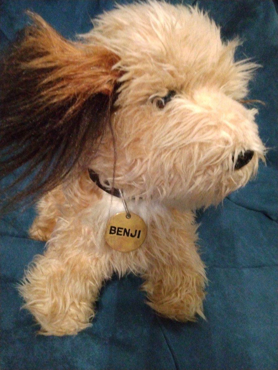 VINTAGE DAKIN 1978 BENJI PLUSH PUPPY DOG MULBERRY SQUARE