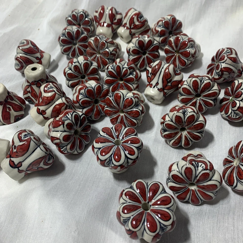 VTG Flower Shaped Ceramic Hand Painted Floral Drawers Knobs With Bolts - Image 3 of 4