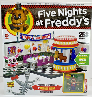 RARE Five Nights At Freddy s GAME AREA Construction Set-SEALED DAMAGED BOX