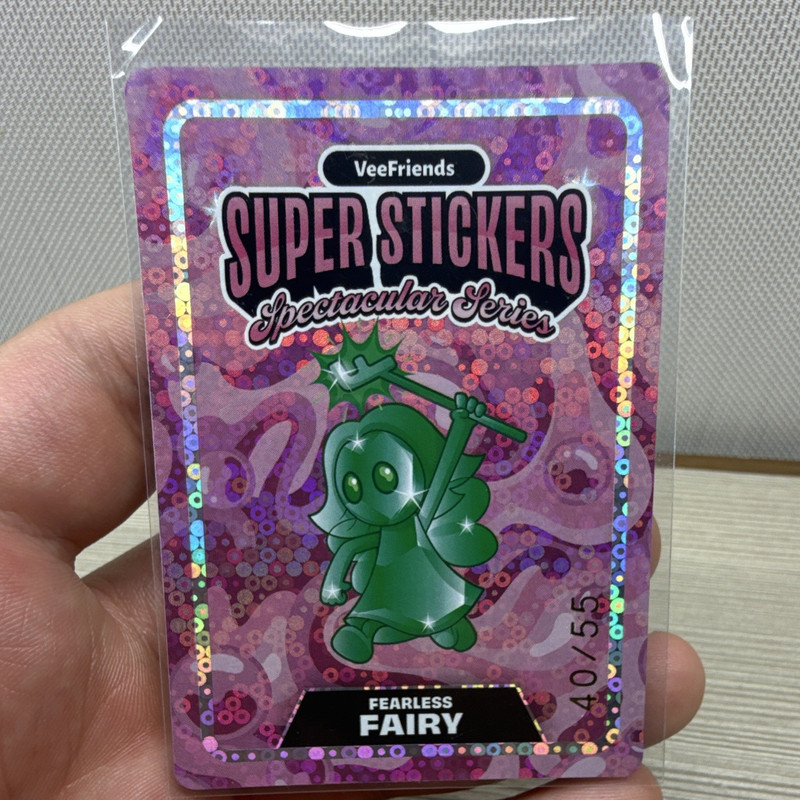 VeeFriends Super Stickers Spectacular Fearless Fairy 40/55 Hologram 2026