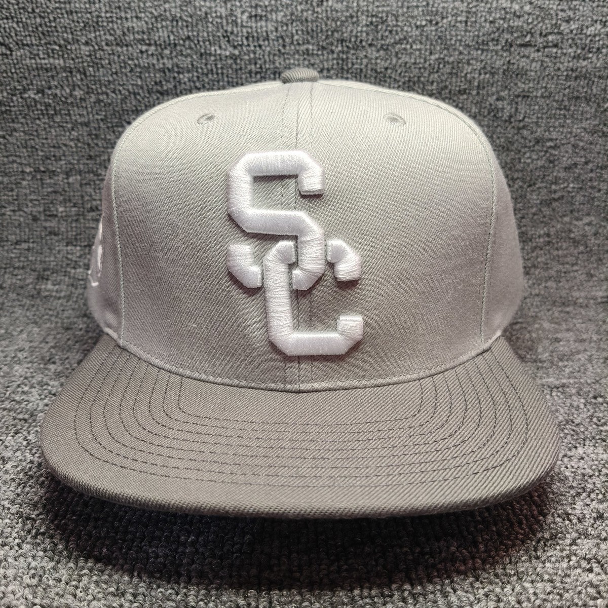Mitchell & Ness USC Trojans NCAA Gray Snapback Hat Flat Brim Cap