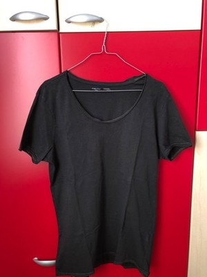 Piazza Italia Herren T-Shirt schwarz mit weitem Rundhalsausschnitt