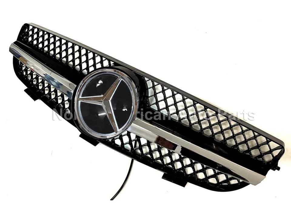 03-09 CLK Grille Black Grille W/Chrome Illuminated  Star CLK320 CLK55 CLK500 CLK - Image 2 of 4