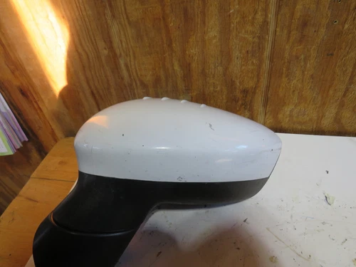 2012  Ford FIESTA SIDE VIEW MIRROR LEFT DRIVER LH L
