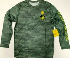 Body Glove Long Sleeve Loose Fit  Rash Guard Camo Forest Surf Swim BodyGlove