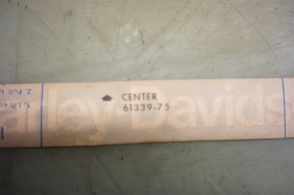 Harley 61339-75 NUEVA calcomanía transferencia de nombre triángulo negro Z-90 1975 #49 *CBZ4 Foto 2 de 3